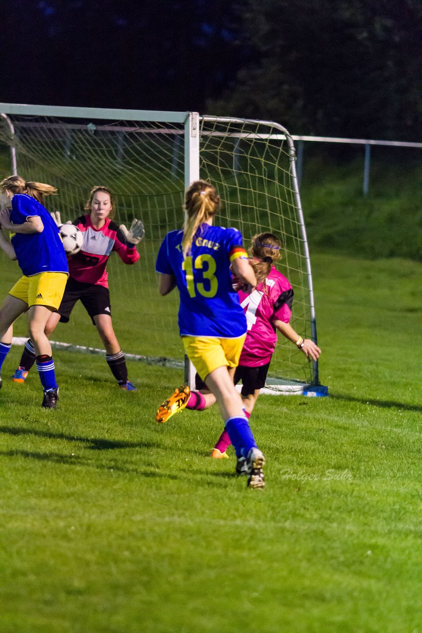 Bild 296 - B-Juniorinnen TSV Gnutz o.W. - SV Wahlstedt : Ergebnis: 1:1